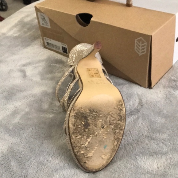 “Call It Spring” Belloli stilettos with back zip - Picture 5 of 5